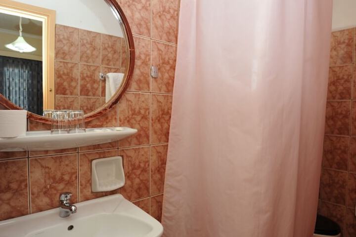 Room 44 of 55
