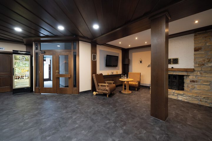 Hotel Interior 10 of 39