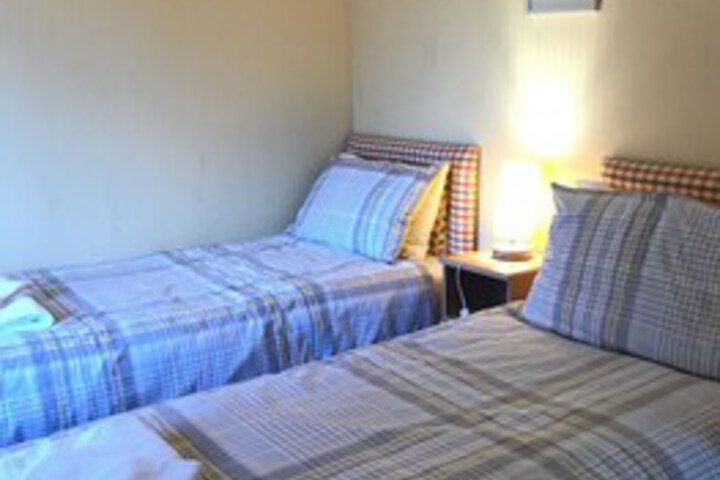 Room 98 of 116
