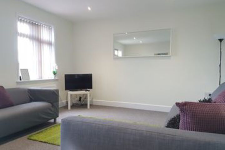 Room 6 of 38