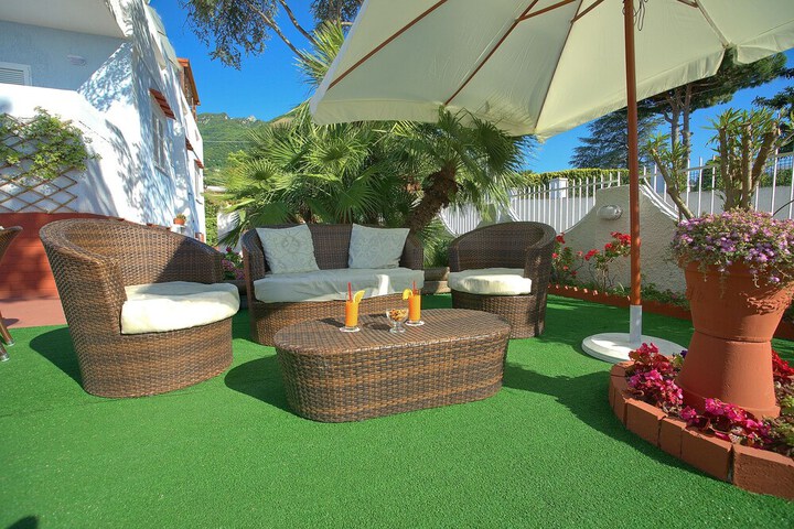 Terrace/Patio 32 of 33