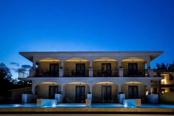 Hotel 86 of 89