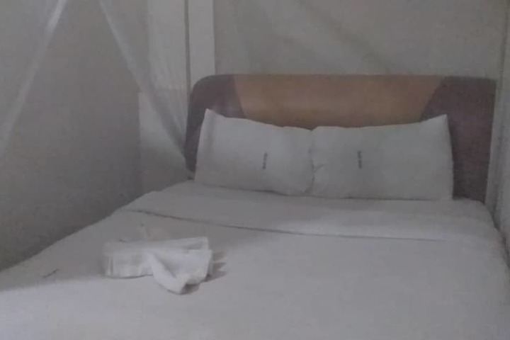 Room 3 of 11