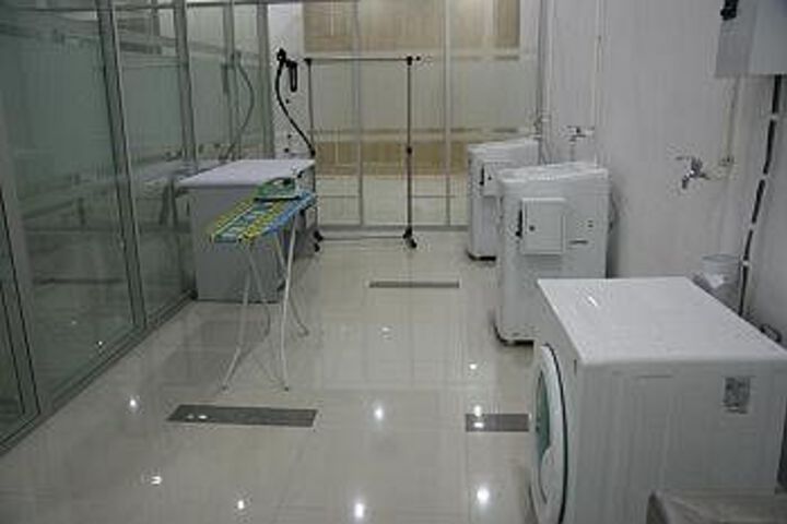 Room 14 of 18