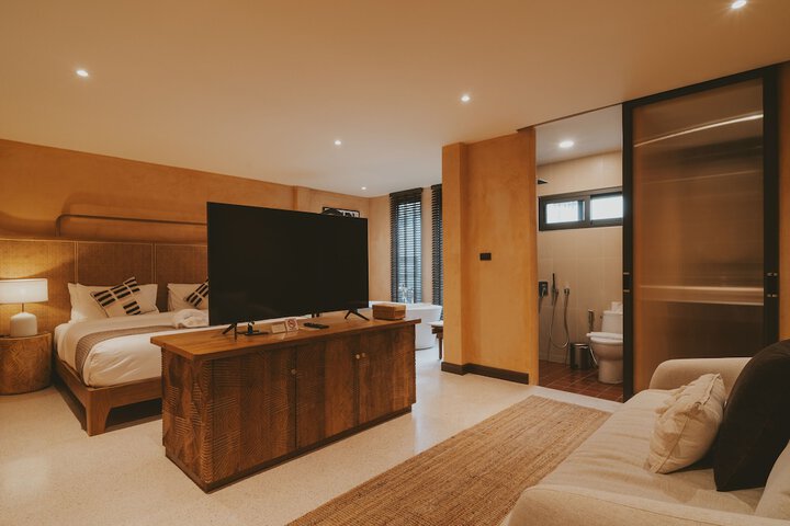Room 46 of 68