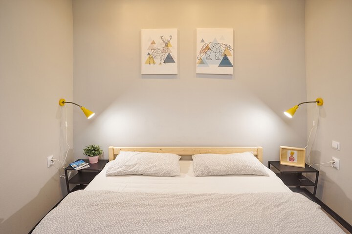 Room 14 of 40