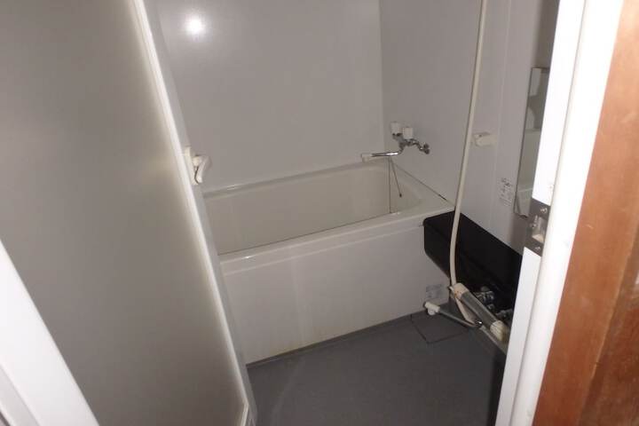 Room 19 of 36