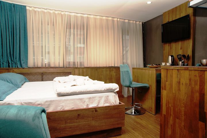 Room 21 of 186