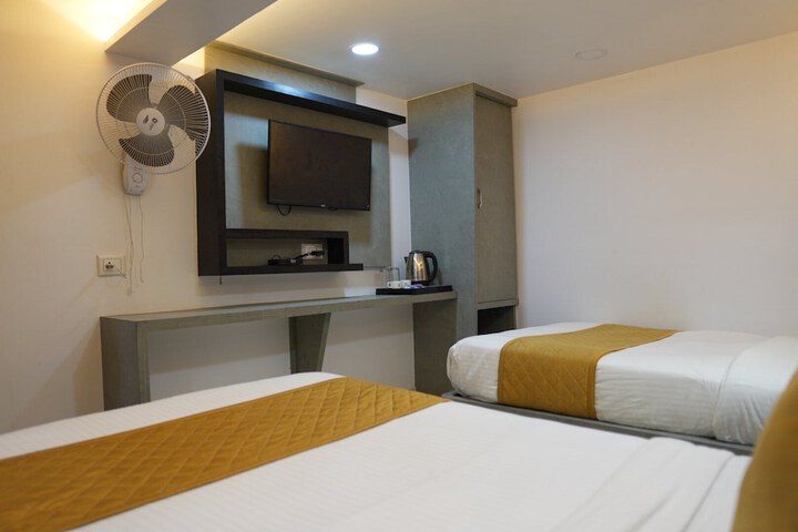 Room 22 of 68
