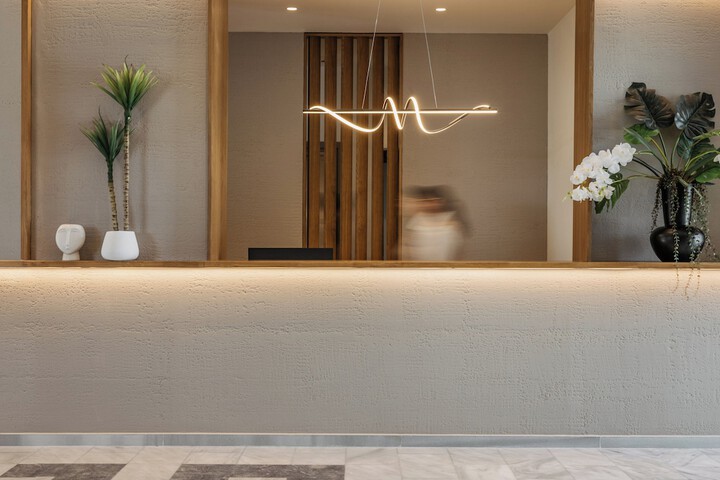 Hotel Interior 4 of 184