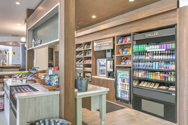 Snack bar