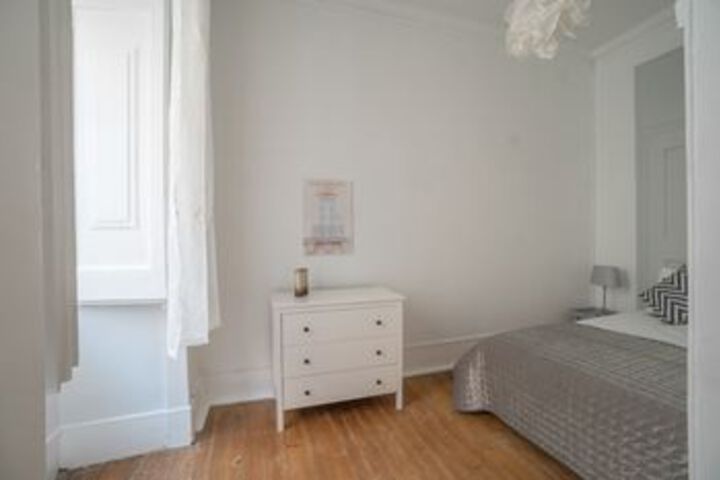 Room 136 of 263