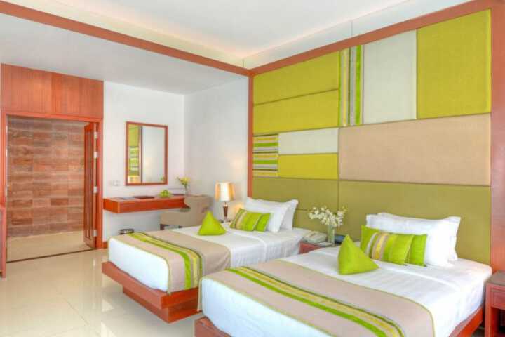 Room 17 of 177