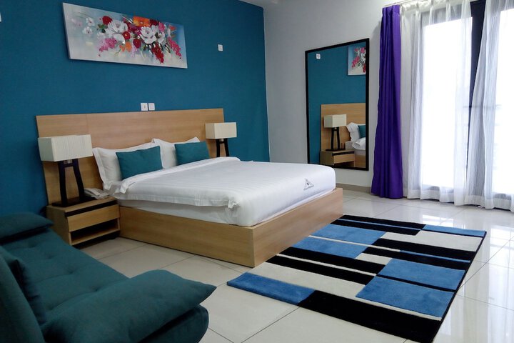 Room 3 of 31