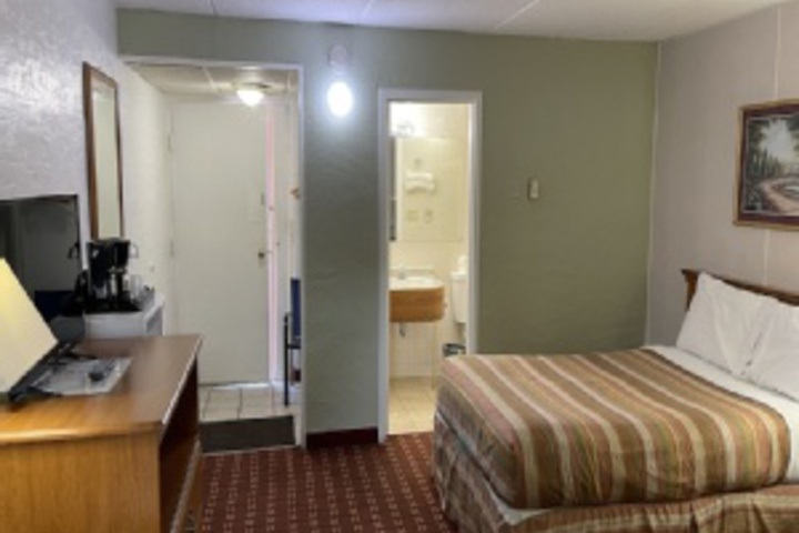 Room 177 of 228
