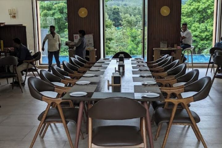 Dining 80 of 91