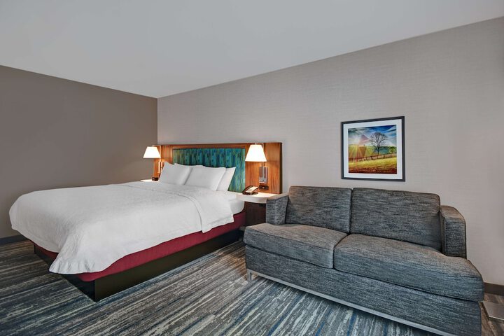 Room 15 of 44