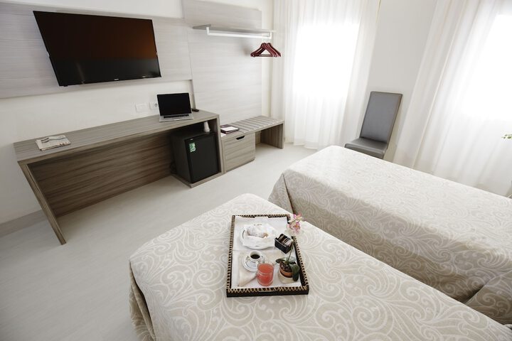 Room 7 of 59