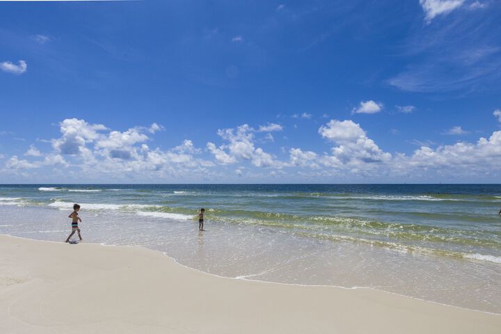 Beach 23 of 99