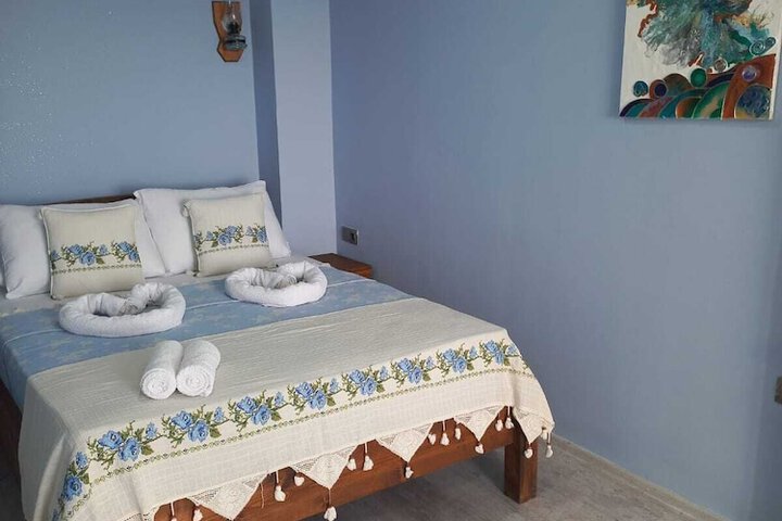 Room 16 of 32