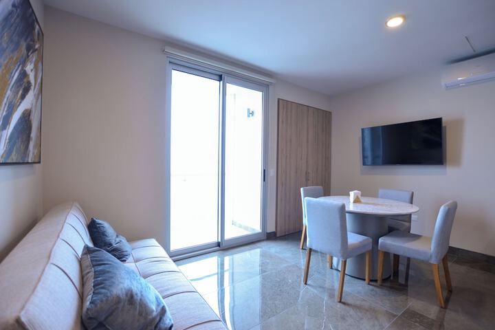 Room 105 of 233