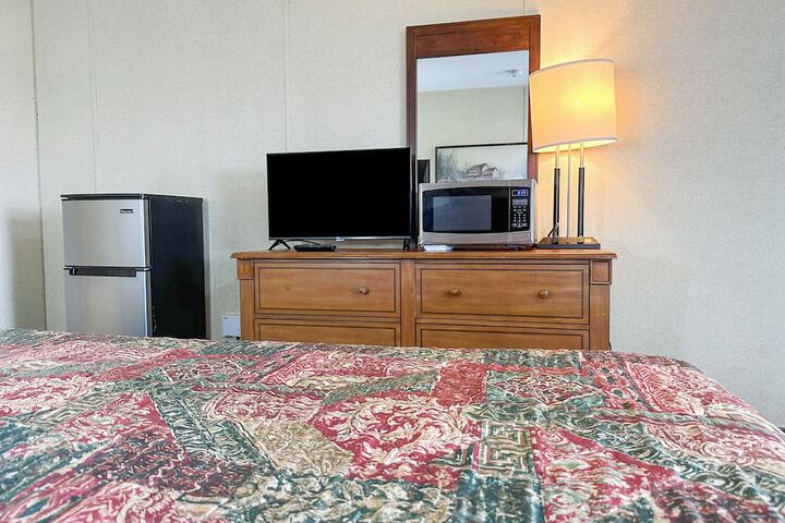 Room 25 of 95