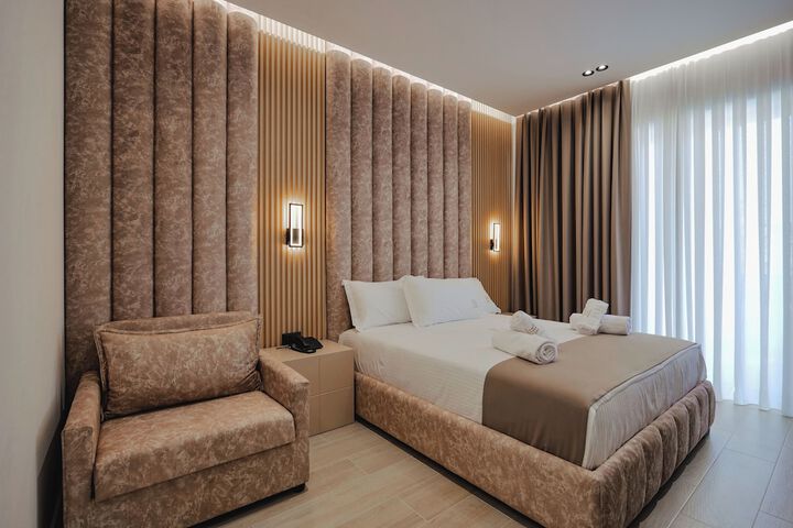 Room 6 of 95