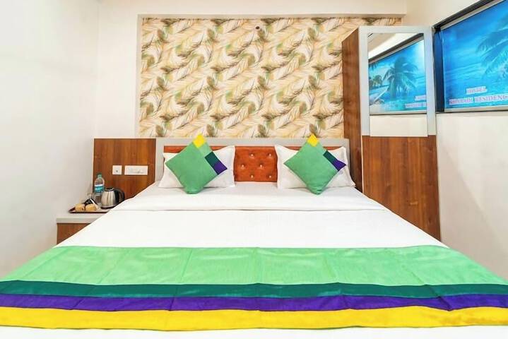 Room 5 of 26