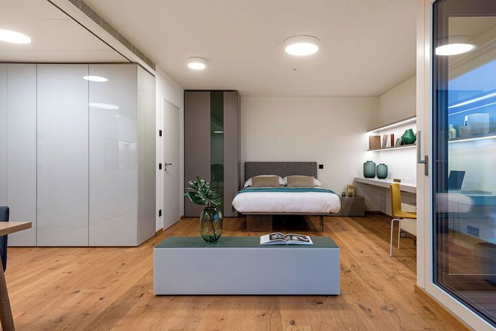 Room 18 of 49
