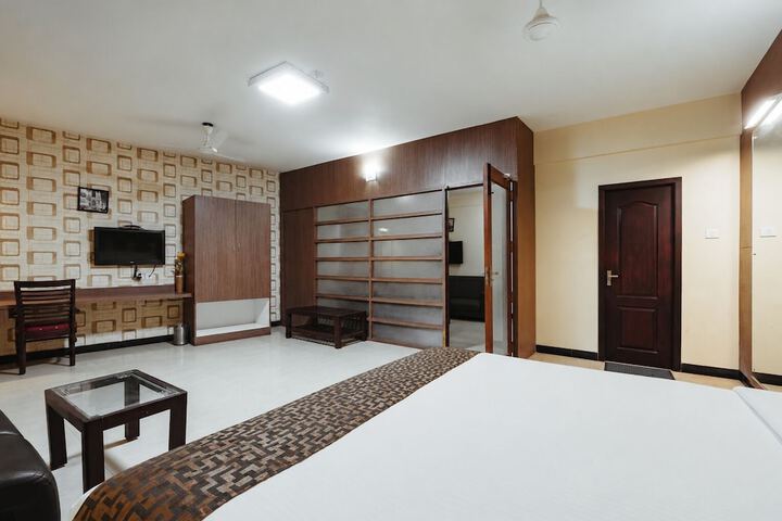 Room 16 of 30