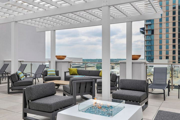 Terrace/Patio 47 of 48