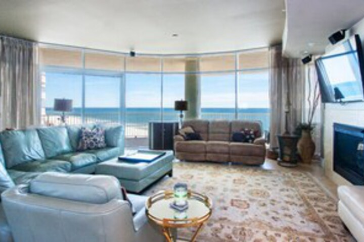 Spacious Four Bedroom With Wrap-around Balcony - Unit Tpd0901