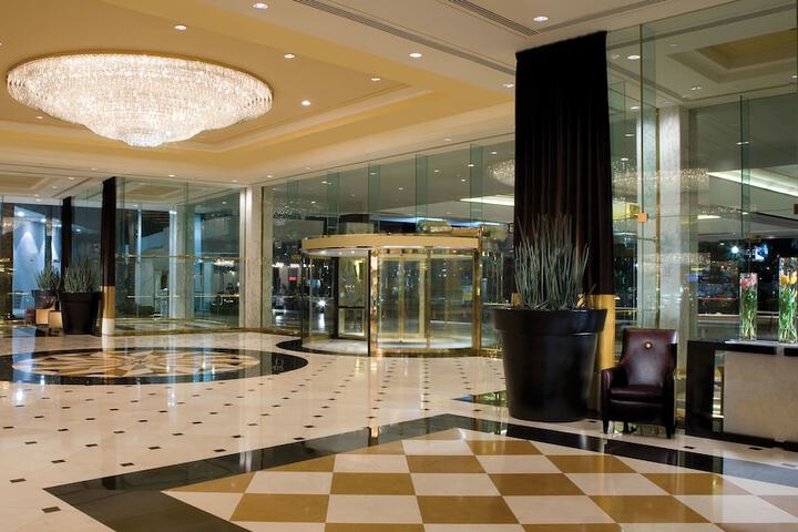 Guest Lobby