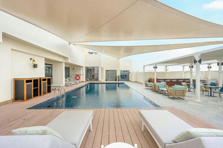 Pool 31 of 48