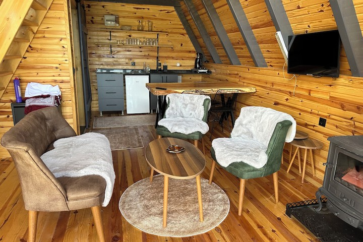 Room 16 of 42