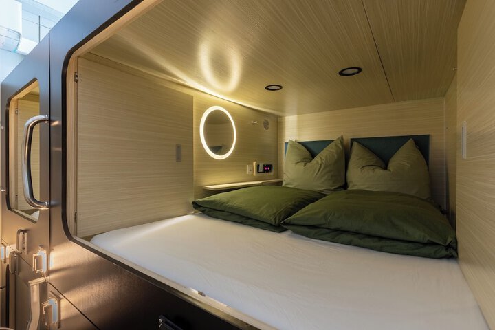 Room 8 of 39