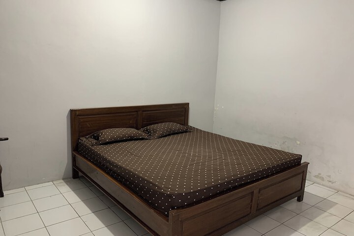 Room 28 of 59