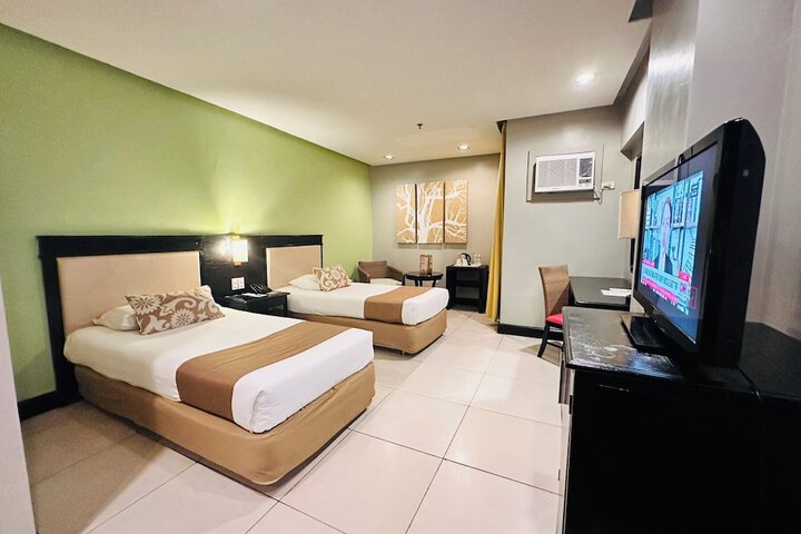 Room 13 of 60