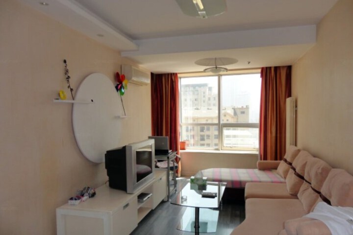 Room 6 of 68