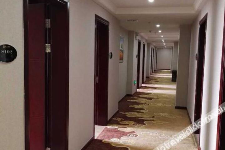 Hotel Interior 19 of 28