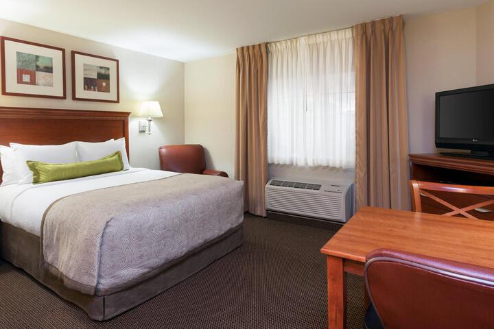 2 Double Bed Studio Suite (7 of 8)
