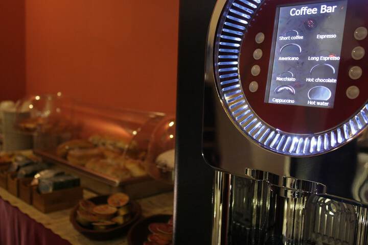 Breakfast/Coffee Service 18 of 35