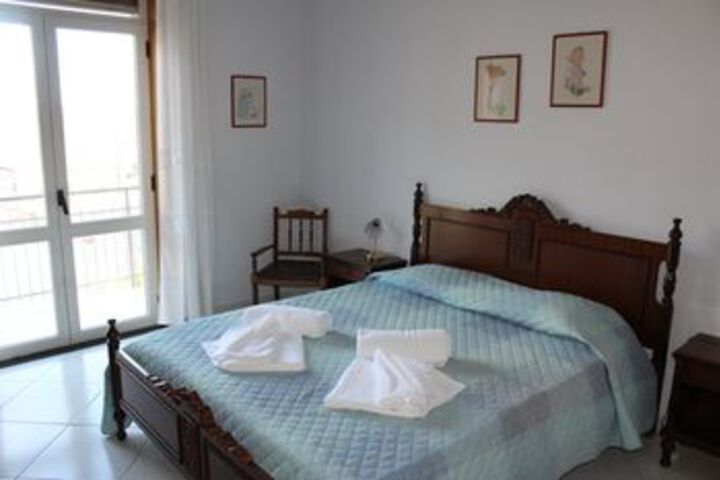 Room 144 of 256