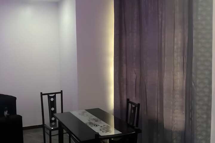 Room 16 of 38
