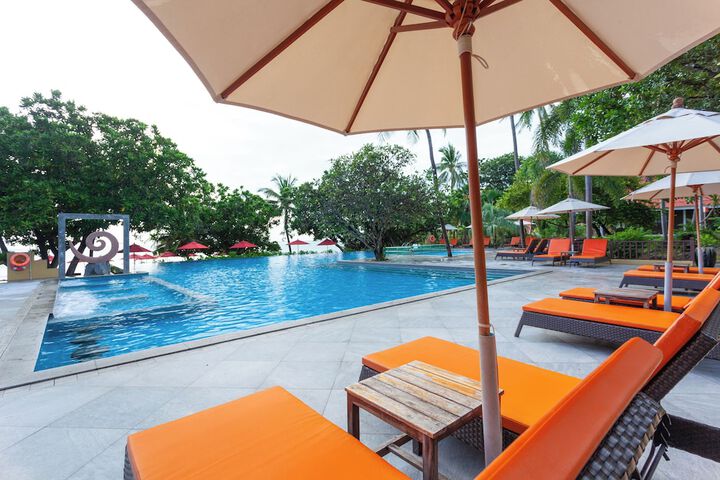 Pool 76 of 125