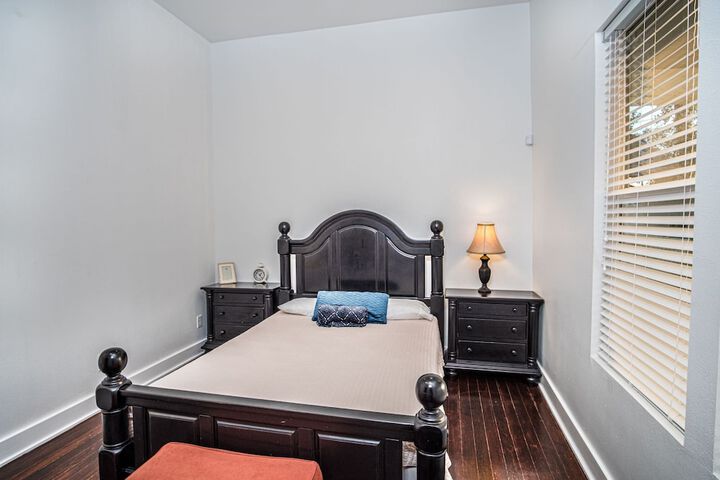 Room 2 of 42