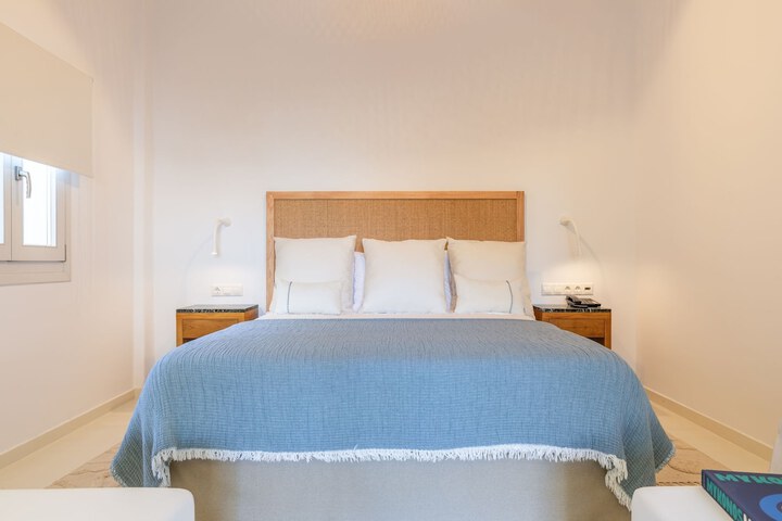 Room 108 of 231