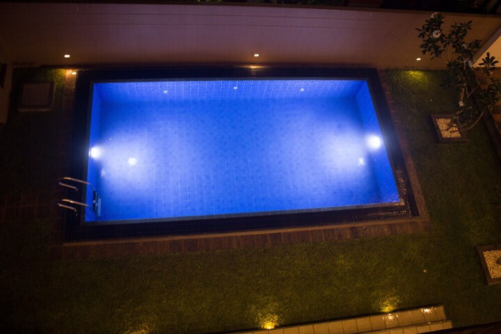 Pool 50 of 62