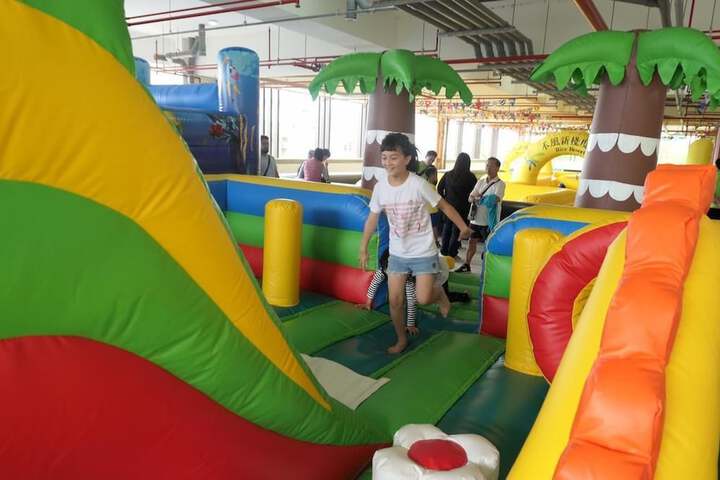 Childrens Activities 31 of 52