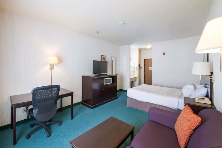 Room 22 of 42